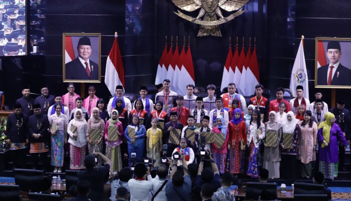HUT Jakarta ke- 497, Atlet DKI yang Pecahkan Rekor di PON Aceh – Sumut Diberi Penghargaan