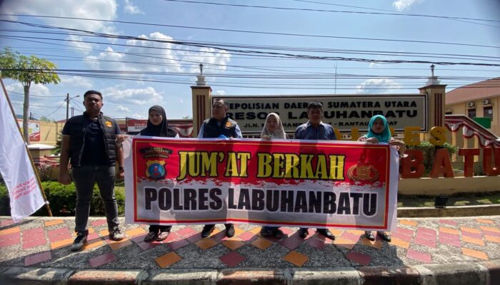 Jumat Berkah, Polres Labuhanbatu Tebar Kebaikan Untuk Masyarakat