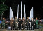 Kapolres Pamekasan Hadiri Upacara Apel Kehormatan dan Renungan Suci di TMP