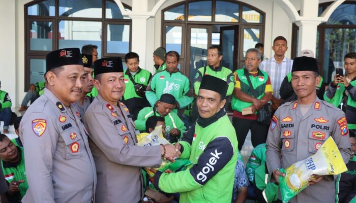 Polres Pamekasan Gelar Aksi Solidaritas, Sholat Ghaib dan Doa Bersama Almarhum Afan Kurniawan