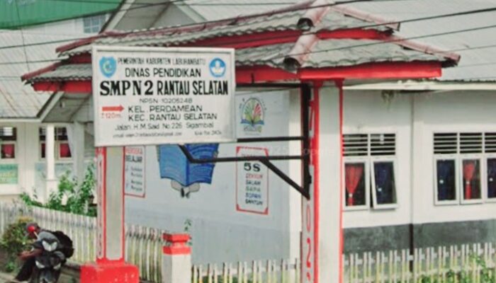 Kepala Sekolah SMP Negeri 2  Rantau Selatan Bungkam Terkait Anggaran Dana Bos TA 2024