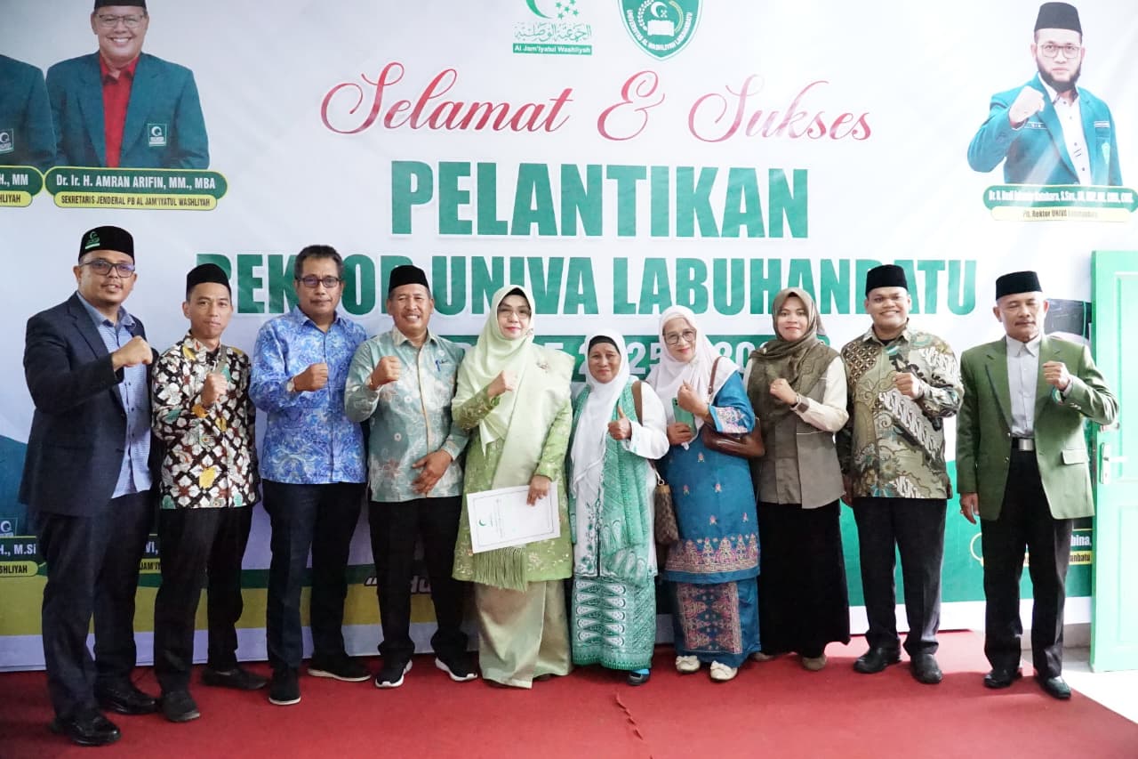 (Teksphoto: Ketua Umum PB Al Washliyah bersam Rektor Univa Labuhanbatu terpilih Dr. Hj. Meyniar Albina)