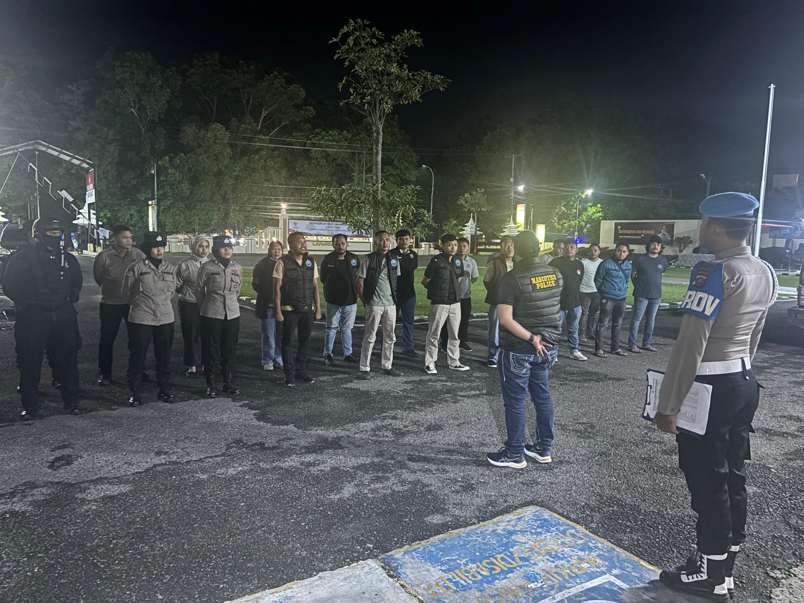 (Photo: AKP Hardiyanto pimpin apel operasi gabungan bersama BNNK Labura)
